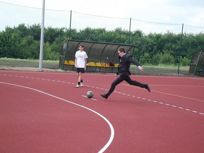 Doczekali się nowego boiska - zdjęcia