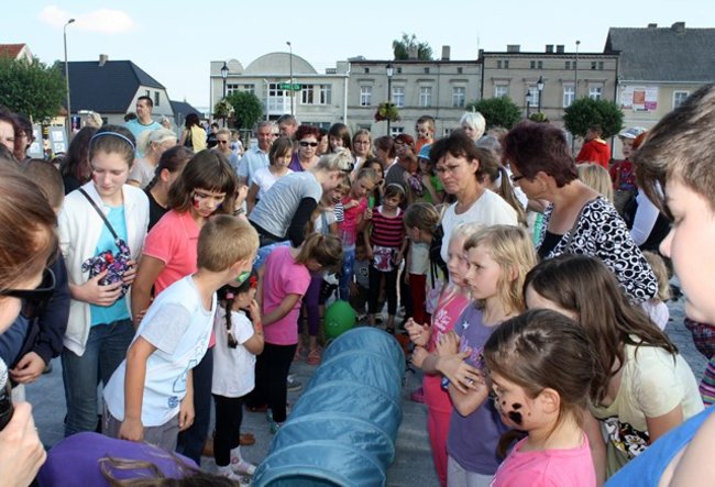 Rynek pełen czworonogów - zdjęcia