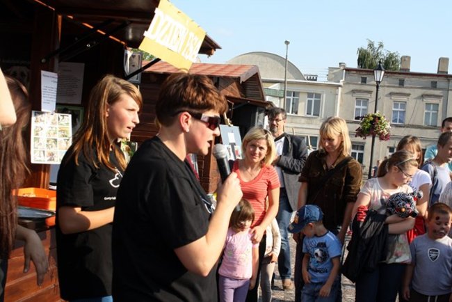 Rynek pełen czworonogów - zdjęcia