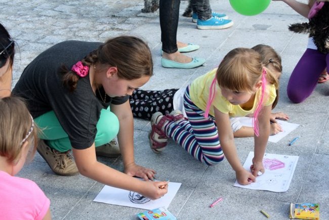 Rynek pełen czworonogów - zdjęcia