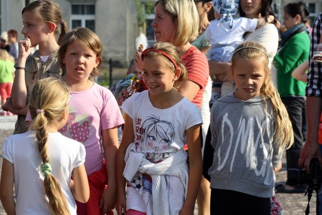 Rynek pełen czworonogów - zdjęcia