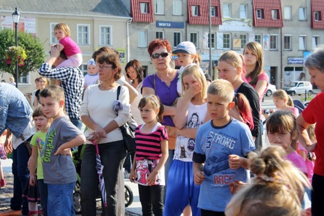 Rynek pełen czworonogów - zdjęcia