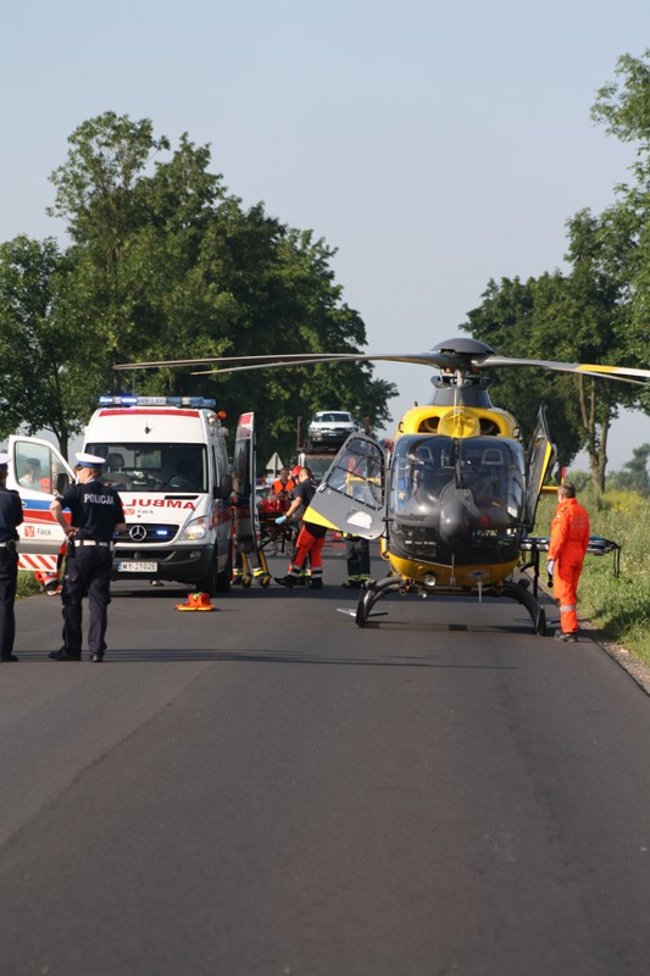 Policja szuka sprawcy wypadku - zdjęcia