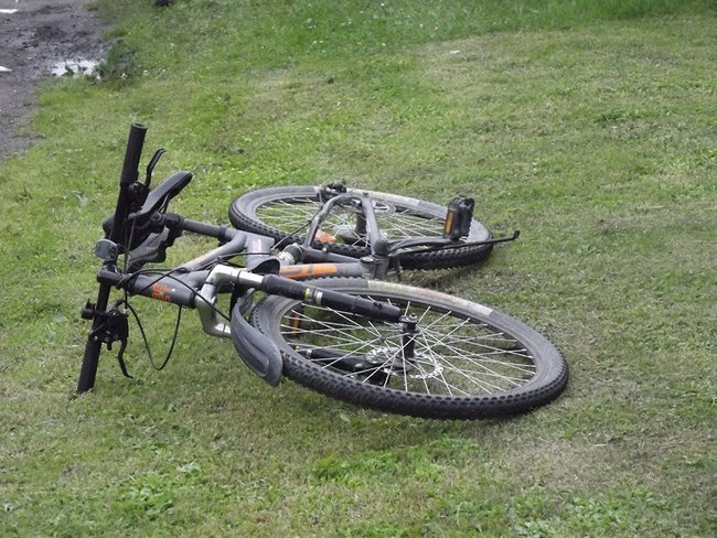 11-latek wpadł pod samochód - zdjęcia