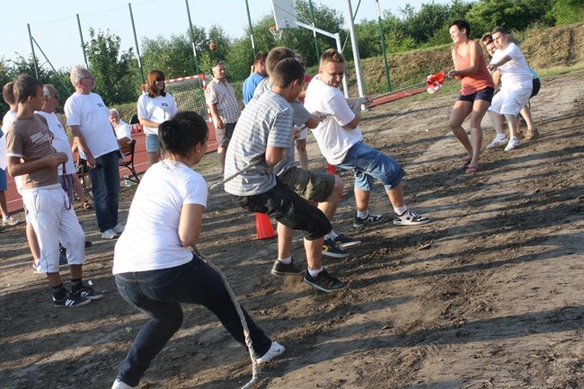 Festyn na nowym boisku - zdjęcia