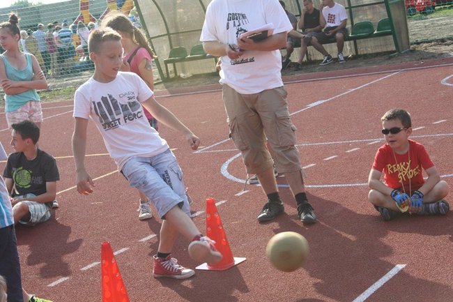 Festyn na nowym boisku - zdjęcia