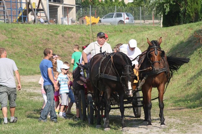 Festyn na nowym boisku - zdjęcia