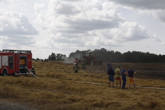  Groźny pożar w Daleszynie - zdjęcia