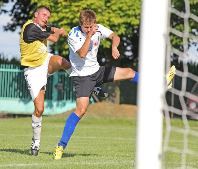 Piłkarze szlifują formę - zdjęcia