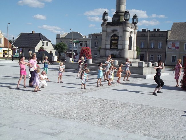 Rynek w rytmach latino -  zdjęcia