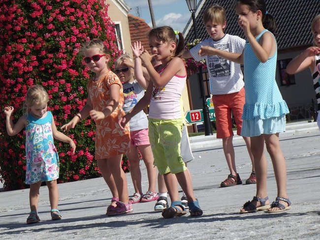 Rynek w rytmach latino -  zdjęcia