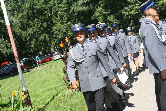Służba nie drużba - zdjęcia