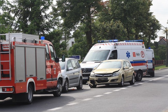 Zderzyły się cztery auta - zdjęcia