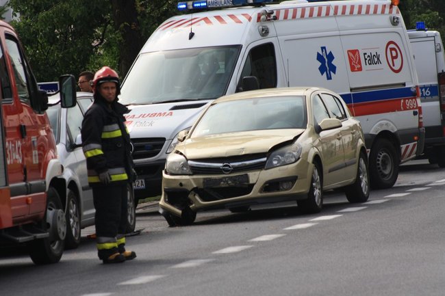 Zderzyły się cztery auta - zdjęcia