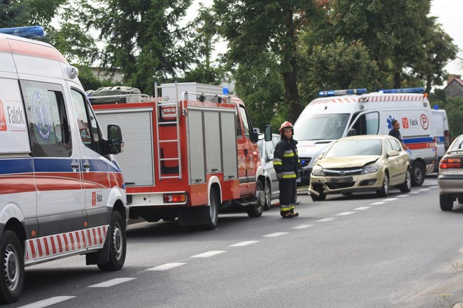 Zderzyły się cztery auta - zdjęcia