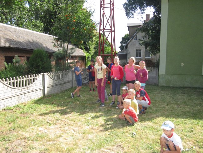 Twórcze wakacje z edukacją w tle - zdjęcia