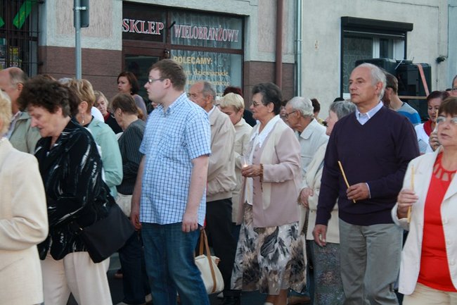 Biskup chwalił gostynian - zdjęcia