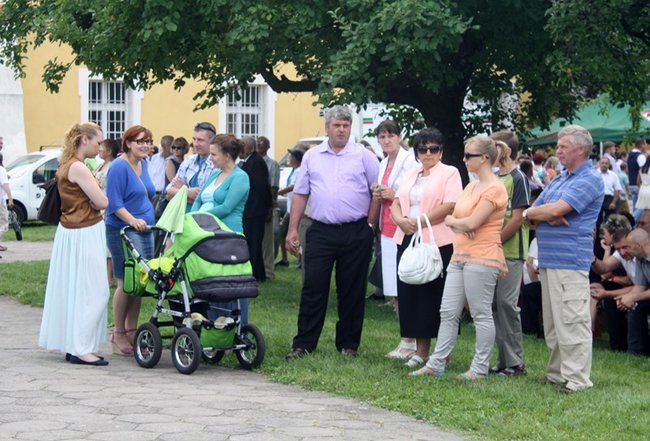 By chleba nikomu nie zabrakło - zdjęcia