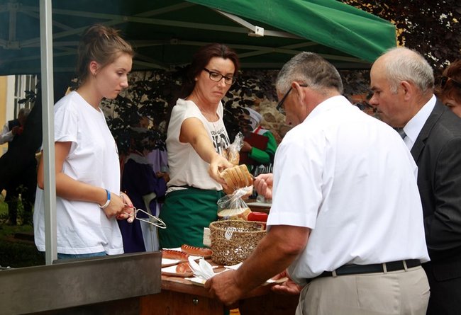 By chleba nikomu nie zabrakło - zdjęcia