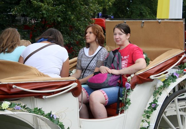 By chleba nikomu nie zabrakło - zdjęcia