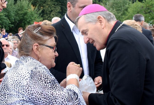 By chleba nikomu nie zabrakło - zdjęcia