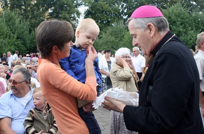 By chleba nikomu nie zabrakło - zdjęcia