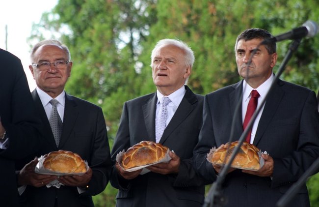 By chleba nikomu nie zabrakło - zdjęcia