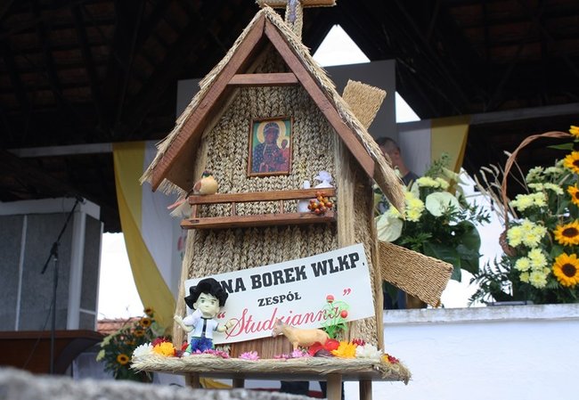 By chleba nikomu nie zabrakło - zdjęcia