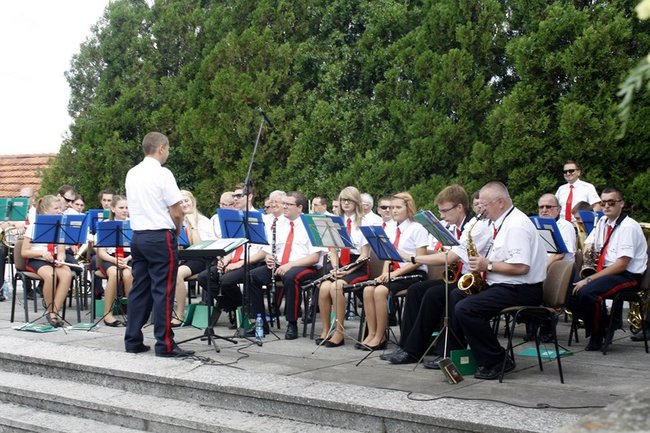 By chleba nikomu nie zabrakło - zdjęcia