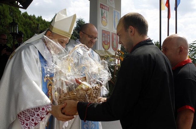 By chleba nikomu nie zabrakło - zdjęcia