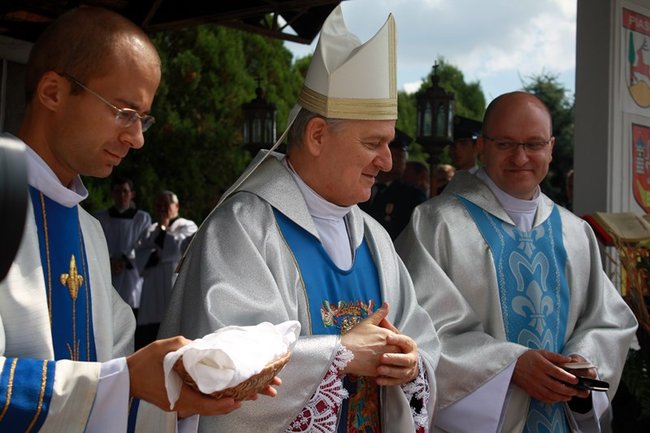 By chleba nikomu nie zabrakło - zdjęcia