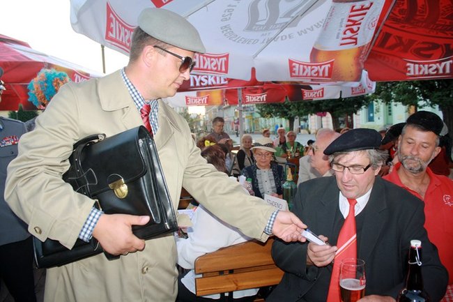  Idą łeb w łeb - zdjęcia