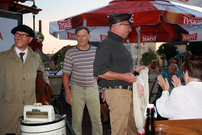  Idą łeb w łeb - zdjęcia