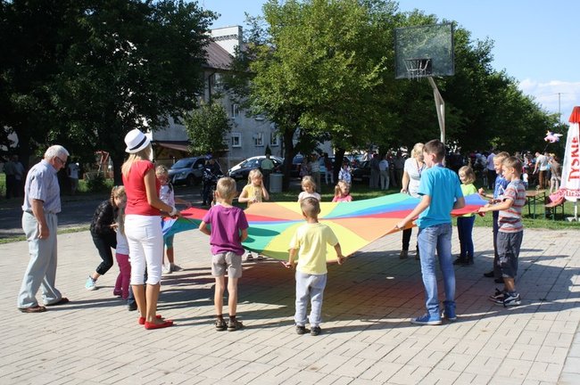 Dożynki w rękach młodych - zdjęcia