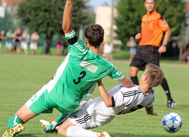 Zasłużył na czerwoną kartkę - zdjęcia