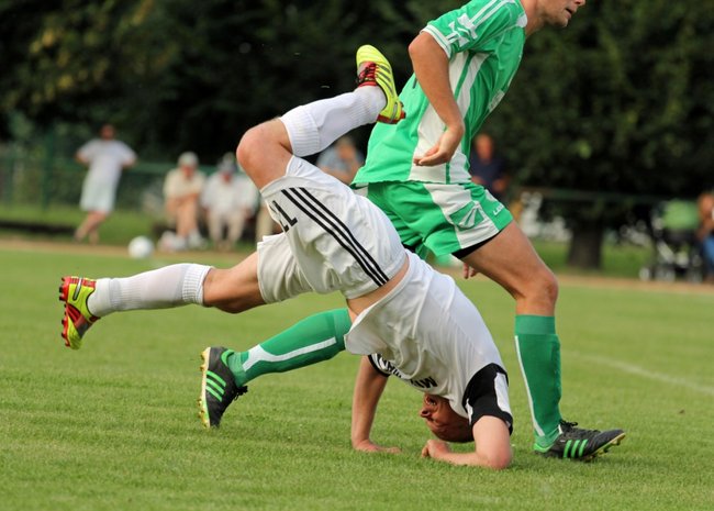 Zasłużył na czerwoną kartkę - zdjęcia