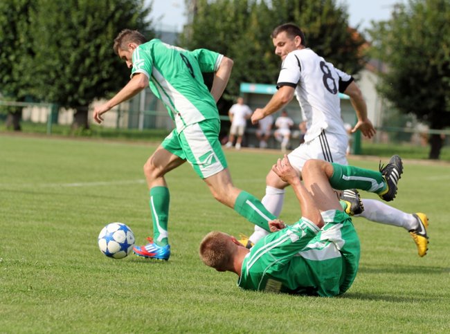 Zasłużył na czerwoną kartkę - zdjęcia