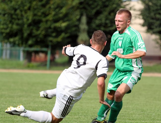 Zasłużył na czerwoną kartkę - zdjęcia
