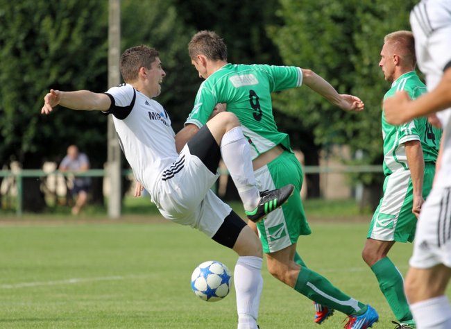 Zasłużył na czerwoną kartkę - zdjęcia