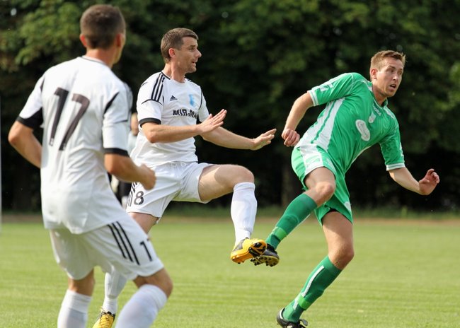 Zasłużył na czerwoną kartkę - zdjęcia