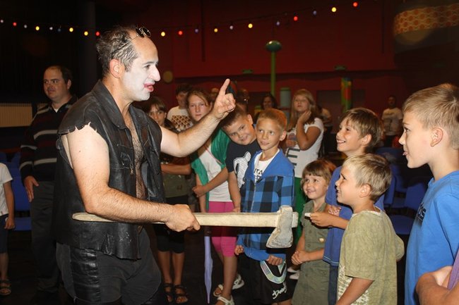 Bohater, który nigdy nie zginie - zdjęcia