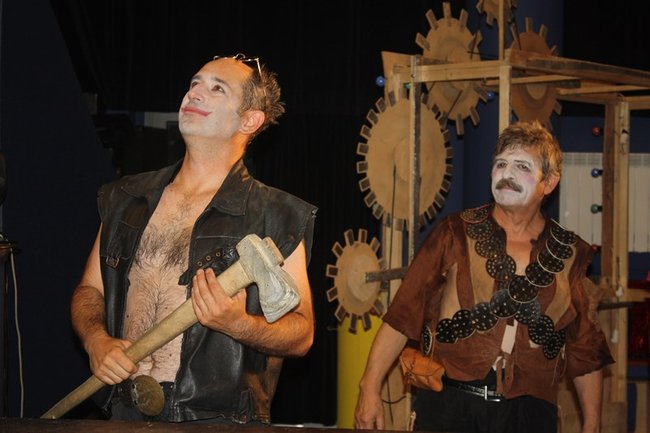 Bohater, który nigdy nie zginie - zdjęcia