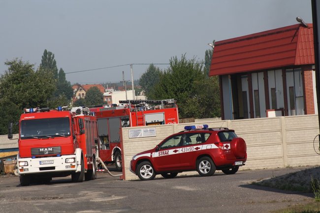 Ewakuowano pracowników - zdjęcia