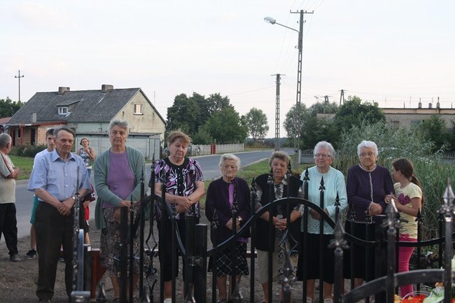 Krzyż symbolem jedności - zdjęcia