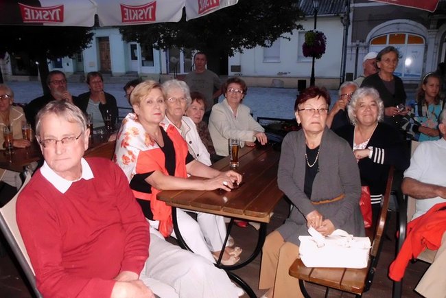 Rozstrzygnęli bitwę w stylu retro - zdjęcia