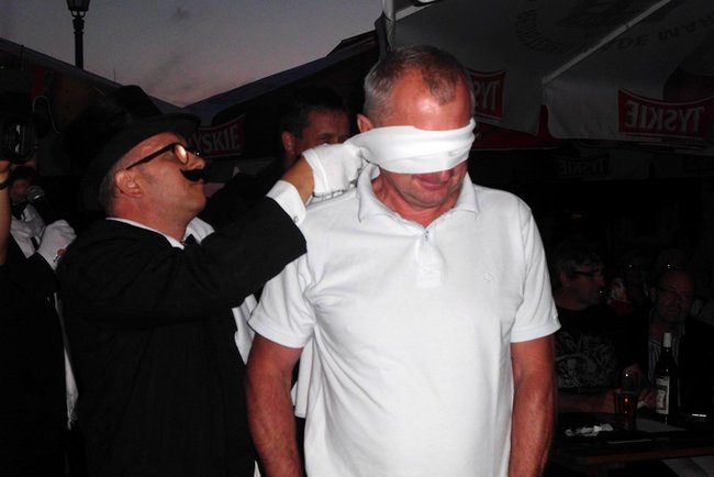 Rozstrzygnęli bitwę w stylu retro - zdjęcia