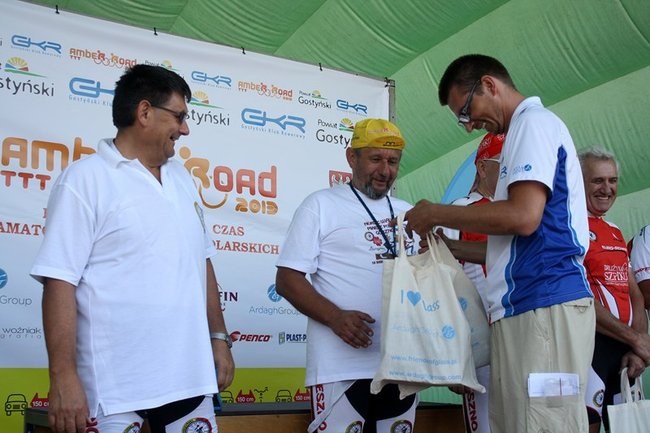 Przejechali połowę równika - zdjęcia/film