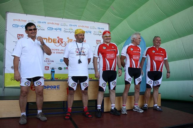 Przejechali połowę równika - zdjęcia/film