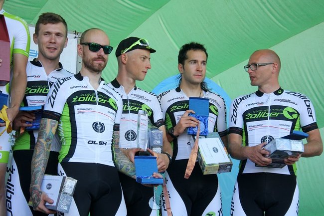 Przejechali połowę równika - zdjęcia/film