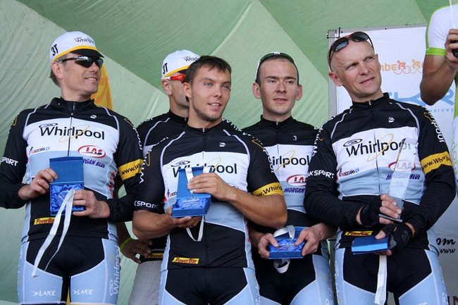 Przejechali połowę równika - zdjęcia/film